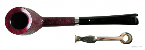 Dunhill Rubybark 4110 Group 4 pipe F951 d